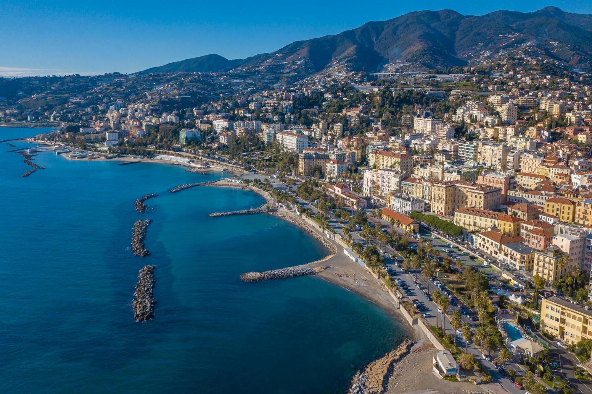 Heroes Apartment Sanremo Centro - Happy Rentals Bagian luar foto